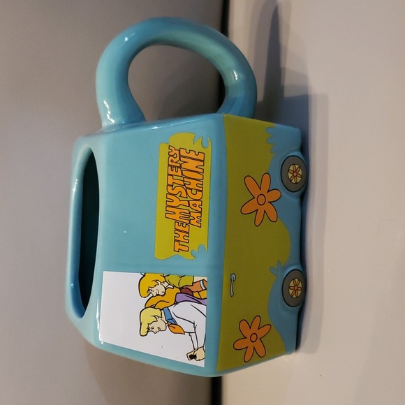 Scooby Doo Mystery Machine Van mug NEW - Picture 2 of 6